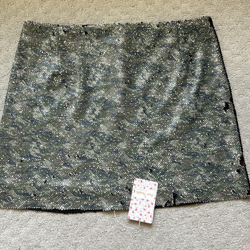 NWT Free People One Camo Sequin Mini Skirt, Size 8 - Picture 5 of 7